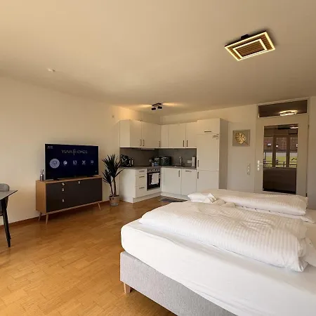 Yuva Homes - Quiet & Appartement